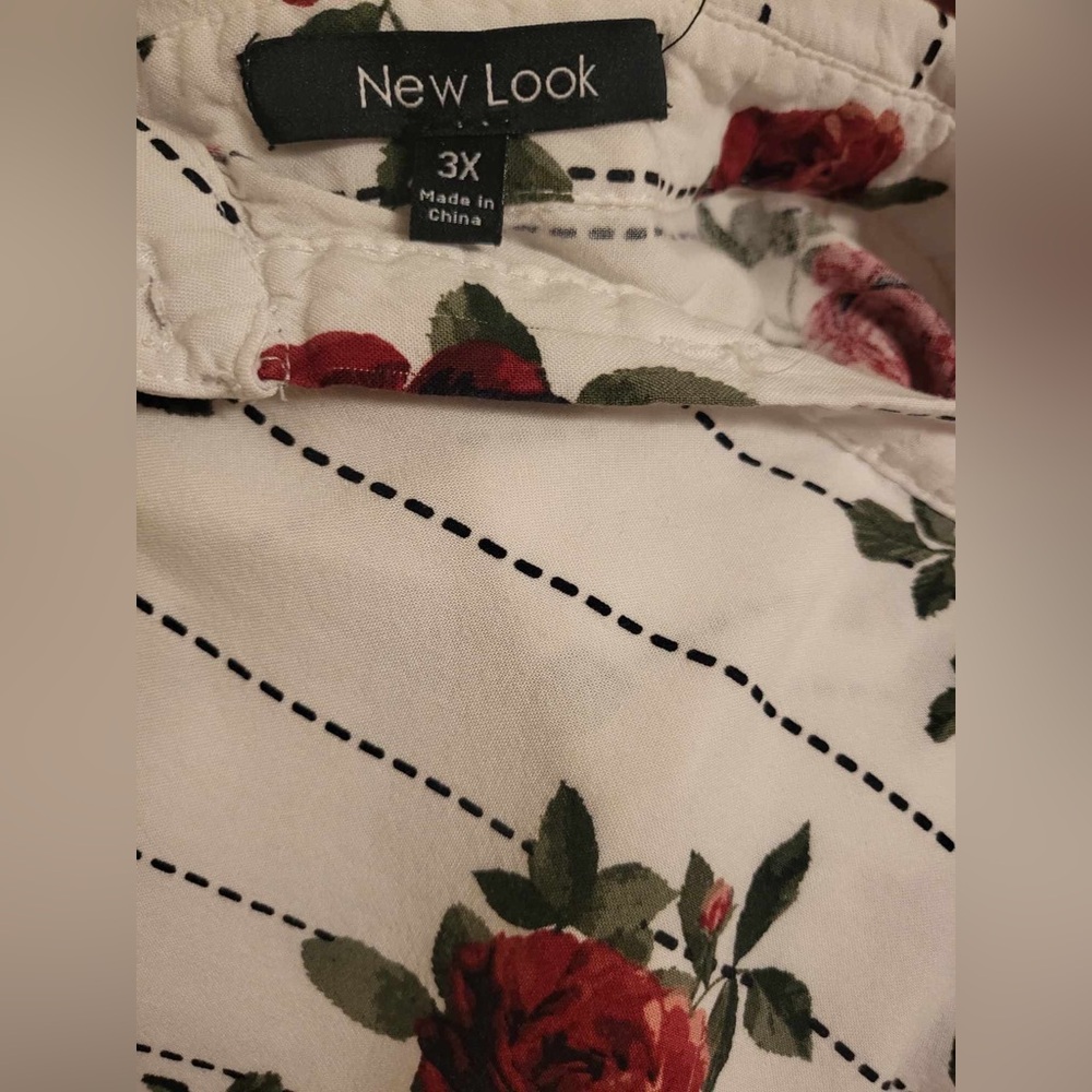 New Look top. - Picture 2 of 4